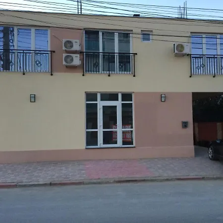 Guest house House Navodari